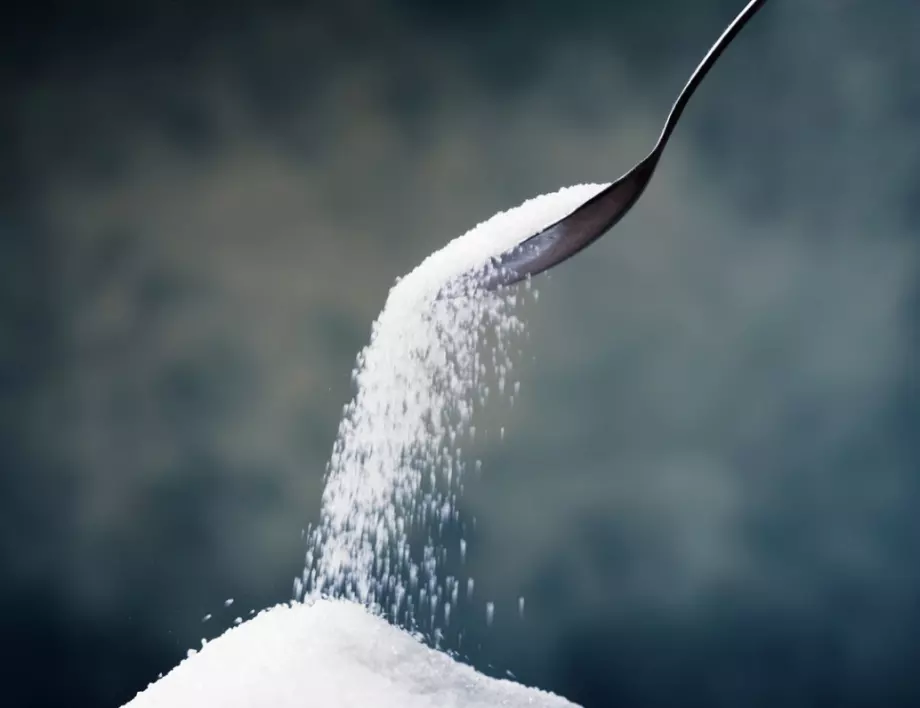 Какво ще се случи, ако неволно изсипете захар (ПОВЕРИЯ)