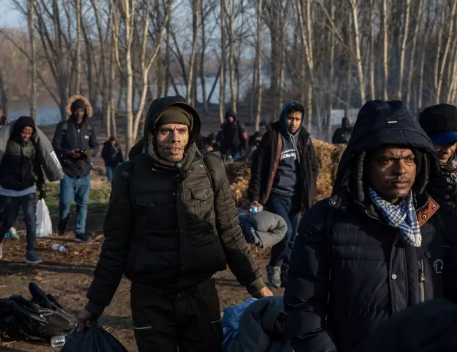 Унгария се плаши от идващи поне 100 000 мигранти