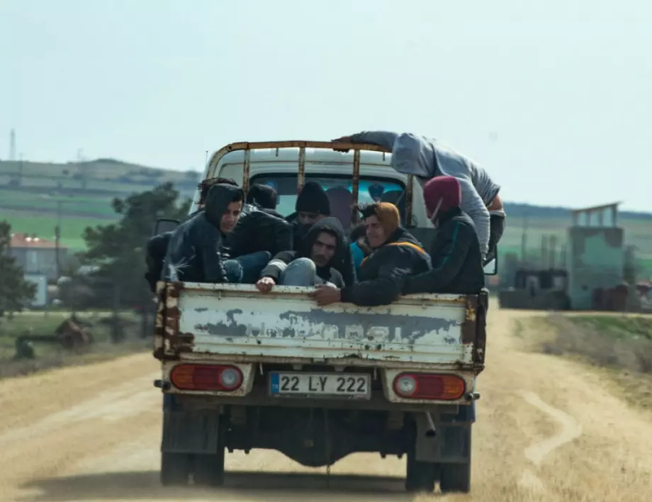 Турция обеща да върне мигрантите на границата след пандемията от COVID-19
