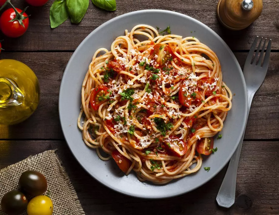 Пробвате ли тези бързи и лесни спагети с кюфтенца, няма да ги правите по друг начин