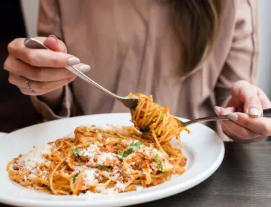 Колко време се варят спагетите по италиански модел?