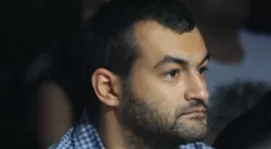 {{ otherArticle[0].article.title }}