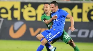 {{ otherArticle[0].article.title }}