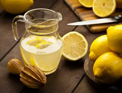 Мнозина пият вода с лимон, но допускат една голяма грешка 