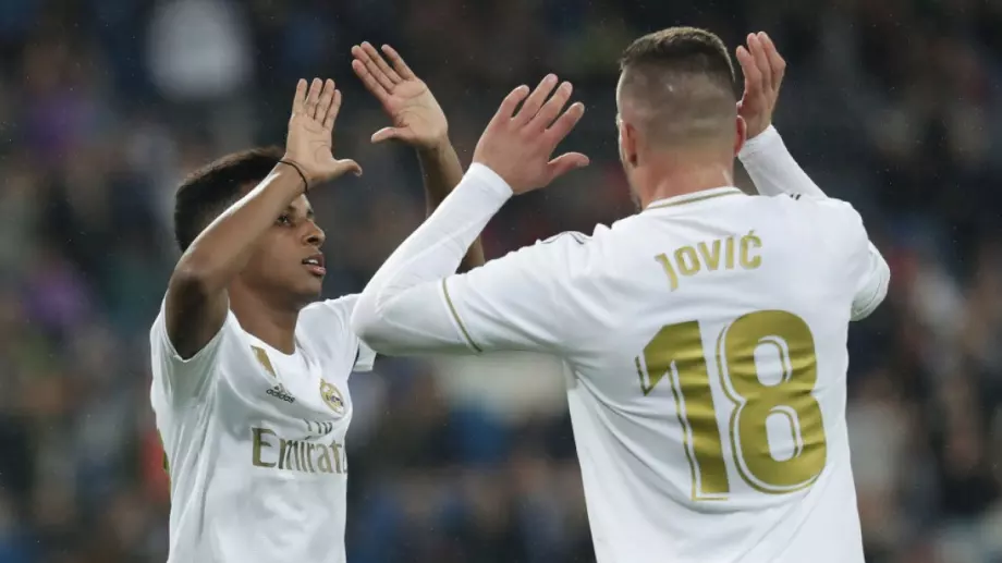 Реал Мадрид праща Лука Йович под наем в Серия А