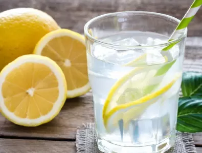Ето какво ще се случи с вас, ако пиете вода с лимон всяка сутрин