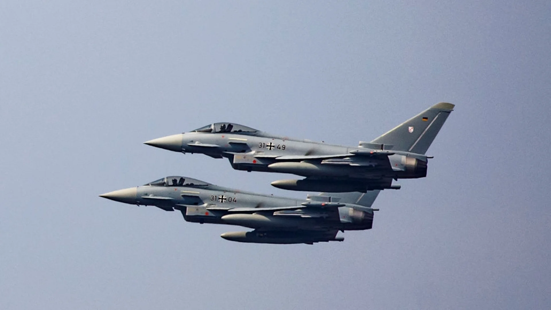 Италианските ВВС прехванали самолети над Балтийско море, смятат, че са руски
