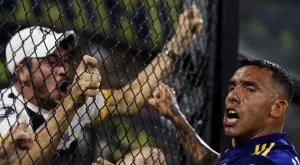 Драма в Аржентина, Тевес прати в екстаз Бока Хуниорс, измъквайки титлата от Ривър Плейт