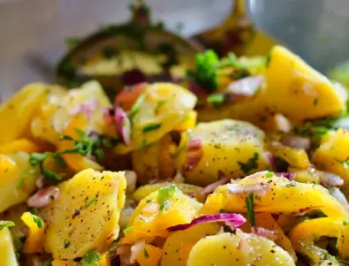 Рецепта на деня: Картофена салата по турски