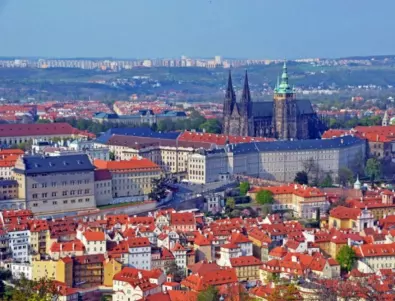 Знаете ли коя река минава през Прага?