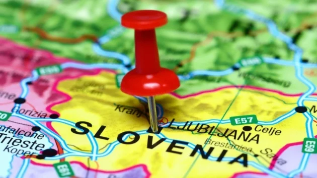 Словенците ще получат ваучери за почивка