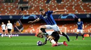 {{ otherArticle[0].article.title }}