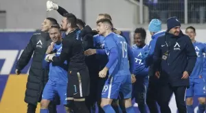 {{ otherArticle[0].article.title }}