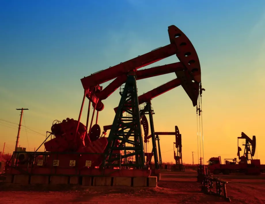 САЩ - най-големият вносител на руски нефт в света 