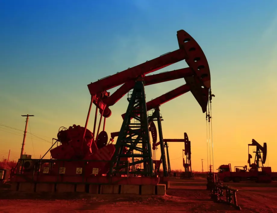 Саудитска Арабия изненада петролния пазар с едностранно намаляване на производството 