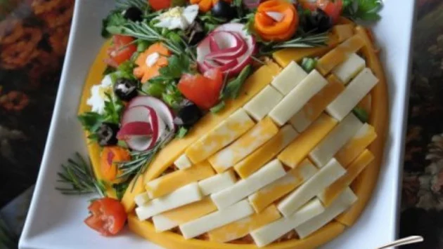 Рецепта на деня: Салата "Кошница с цветя"