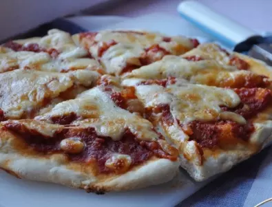 Рецепта на деня: Домашна пица 