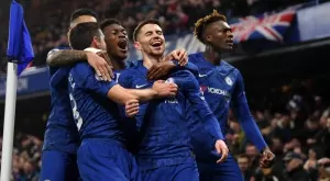 {{ otherArticle[0].article.title }}