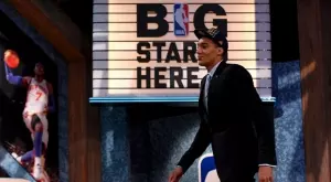 {{ otherArticle[0].article.title }}