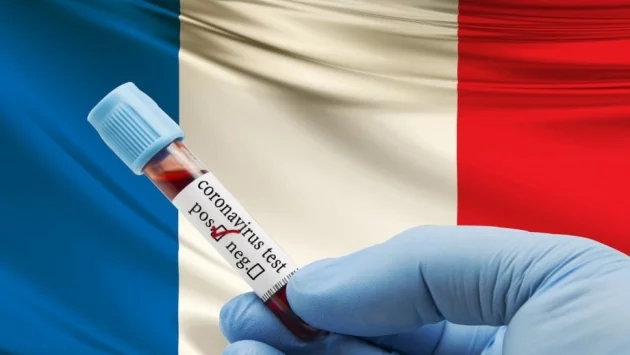 Франция с първи лекар, починал от коронавирус