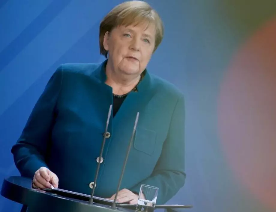 Меркел: Няма нужда от затягане на мерките 