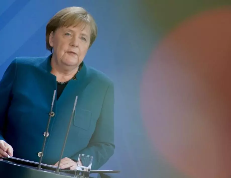 Ангела Меркел с изявление за решението на рецесията 