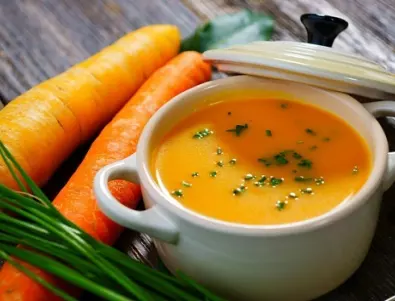 Крем супа от моркови и пресни подправки