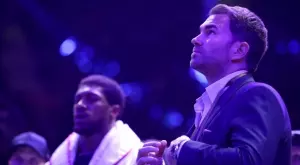 {{ otherArticle[0].article.title }}