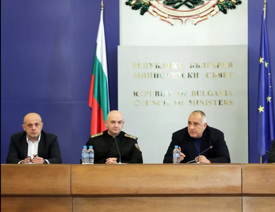 Борисов се скара на журналистите, че се "гаврят" с Мутафчийски
