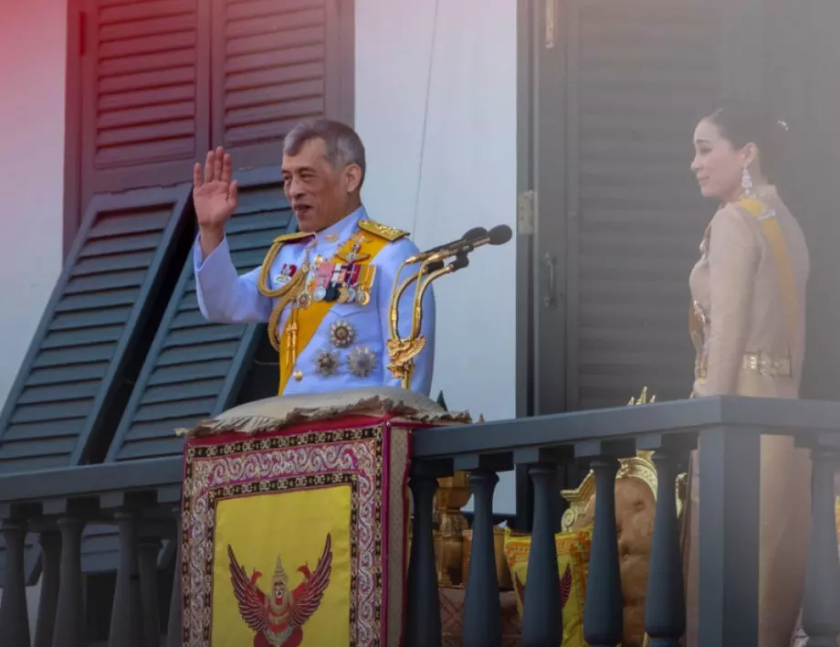 И кралят на Тайланд в изолация - с 20 жени в алпийски хотел