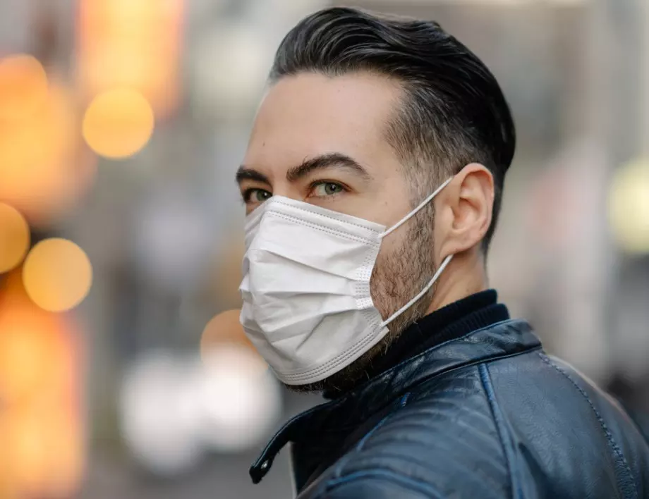 Мъж с астма обжалва акт за липса на маска