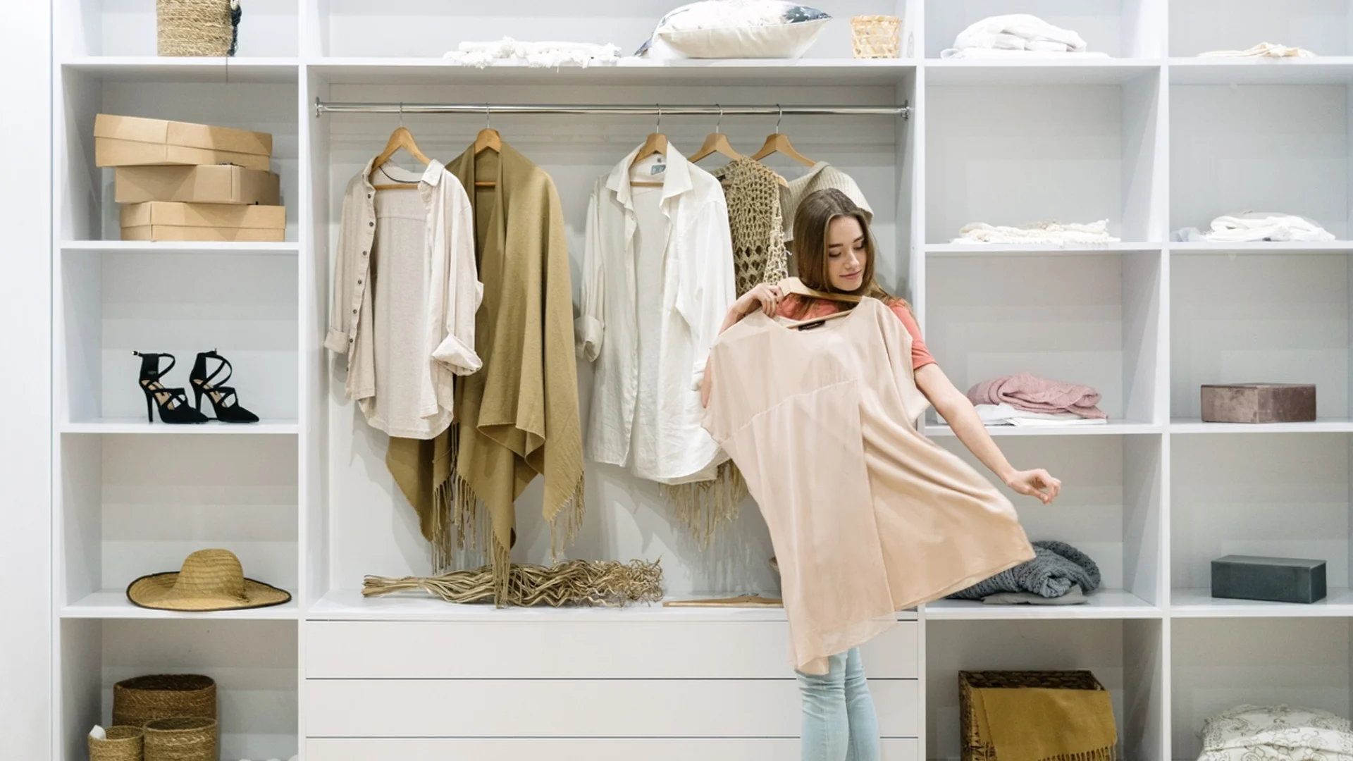 5 неща в дамския гардероб, които ще изглеждат добре на всяка възраст