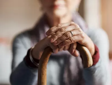 Старица обяви гладна стачка, за да се прости с живота