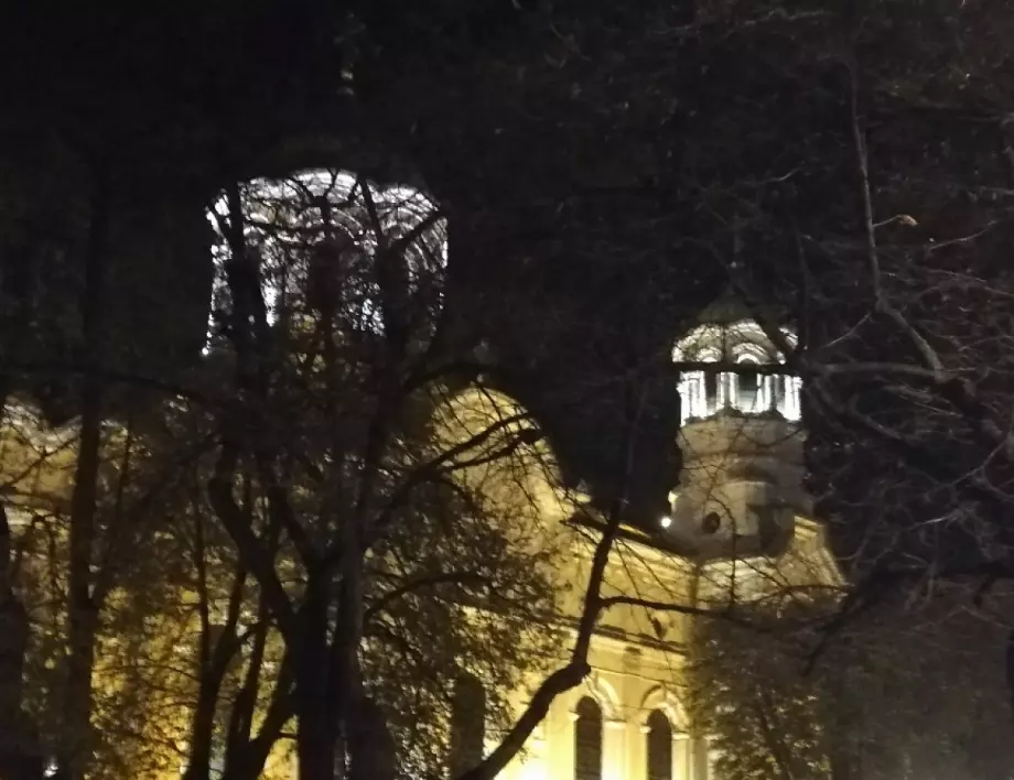 До края на извънредното положение всяка вечер ще бият камбаните в Старозагорска епархия