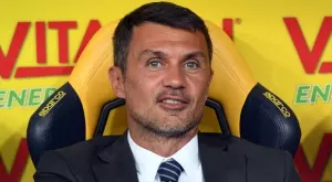 Паоло Малдини остава верен на Милан до 2024 г.