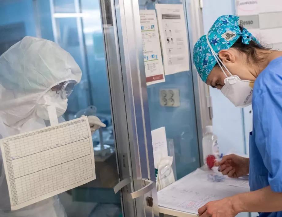 Двама лекари на 16 болни от коронавирус в МБАЛ Благоевград