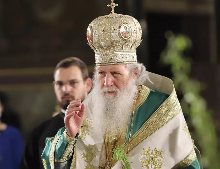  Патриарх Неофит е приет в тежко състояние в болница “Токуда”