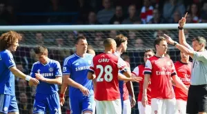 ВИДЕО: Едни от най-безумните червени картони във футбола