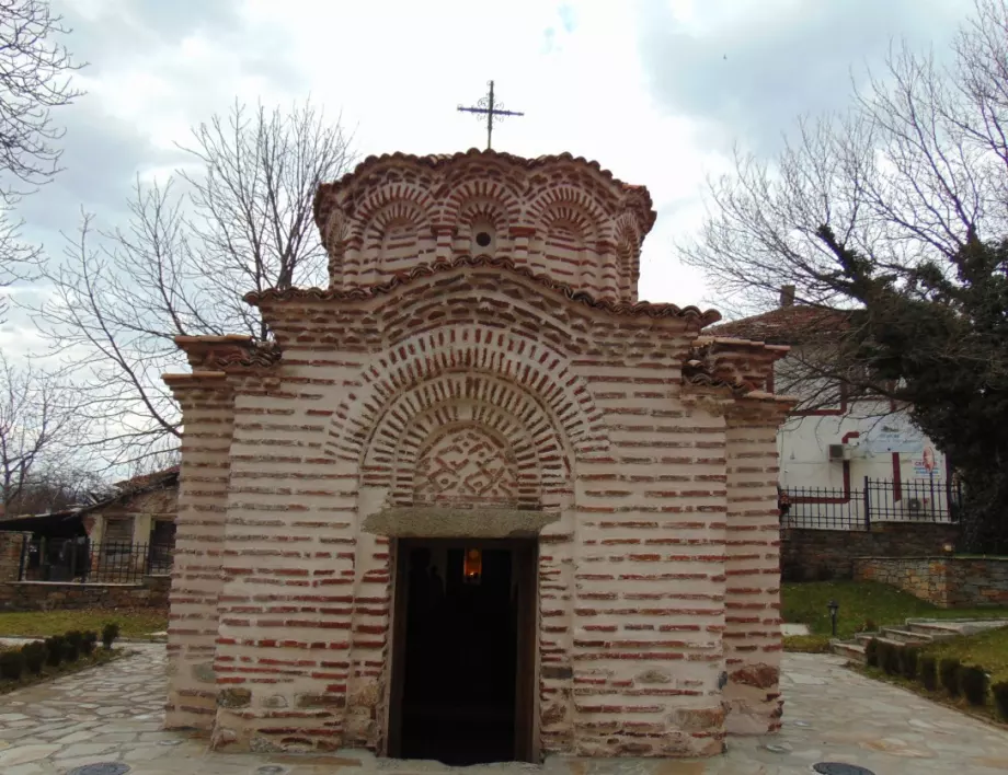 Българската църква е обявена за автокефална църква 