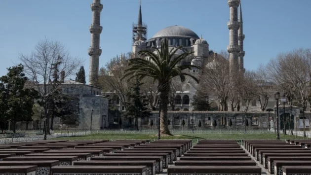 115 души починали от коронавирус за денонощие в Турция