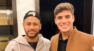 {{ otherArticle[0].article.title }}