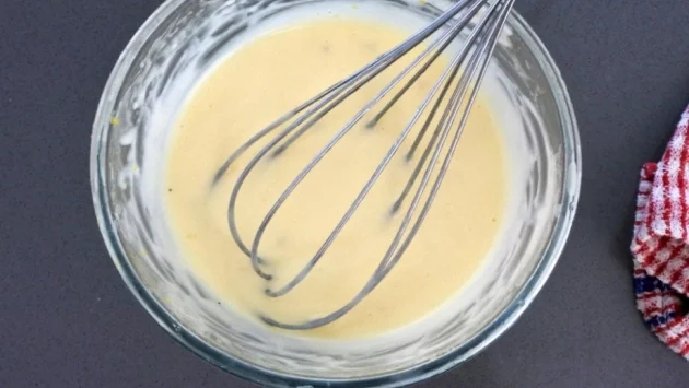 Рецепта на деня: Бял сос за пица