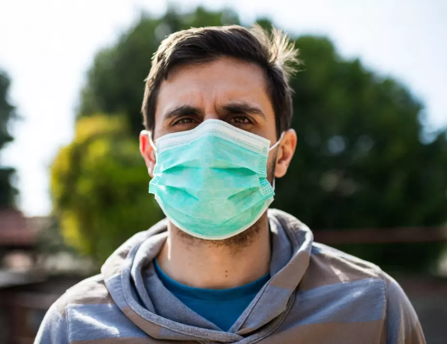 Нова "интелигентна" маска срещу коронавируса - звучи футуристично