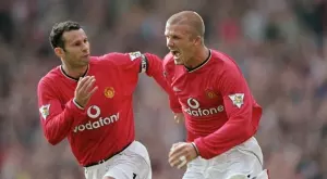 Когато Райън Гигс и Дейвид Бекъм изпълниха 1 пряк свободен удар заедно (ВИДЕО)