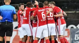 {{ otherArticle[0].article.title }}