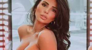 {{ otherArticle[0].article.title }}