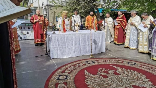 Второ Възкресение отслужи старозагорският владика 