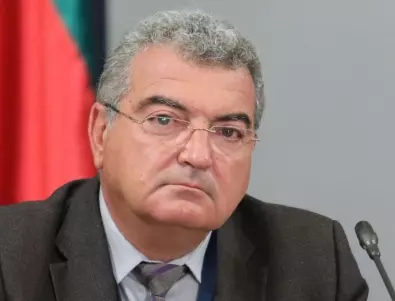Костадин Ангелов и Ангел Кунчев с различни обяснения за оставката на шефа на РЗИ София