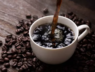Никога повече не изхвърляйте утайката от кафето! 17 невероятни приложения