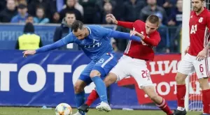 {{ otherArticle[0].article.title }}